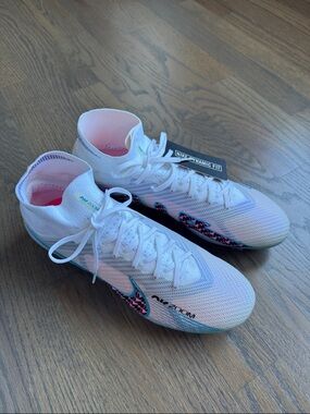 Nike zoom super fly 9 elite Soccer Cleats with Pink & Teal Accents women's 11